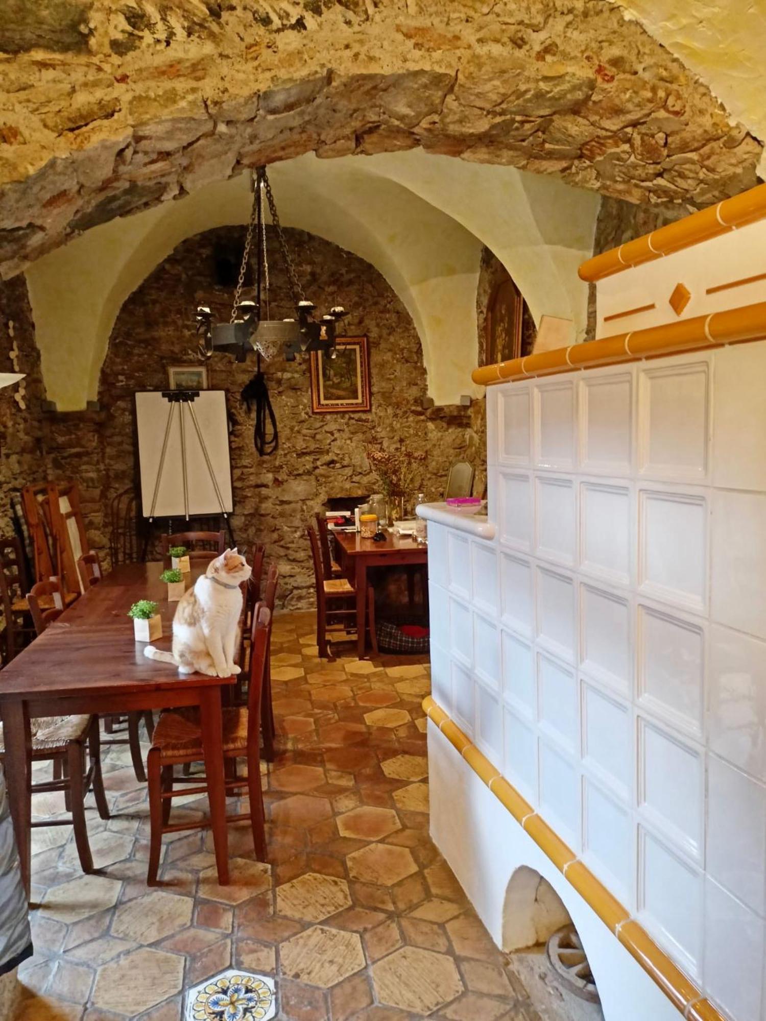 Le Petit Chateau Vezzi Portio Buitenkant foto